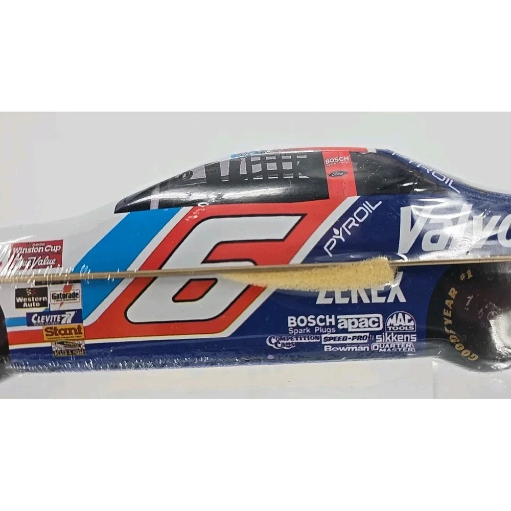 1995 VALVOLINE LIMITED EDITION COMMEMORATIVE CAR TIN MARK MARTIN #6 FORD‎